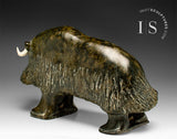 VINTAGE 13” Muskox by Nuveeya Aipellee *Follow The Leader?*