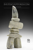 Inukshuk 12" par Qavavau Shaa *Le Penseur*